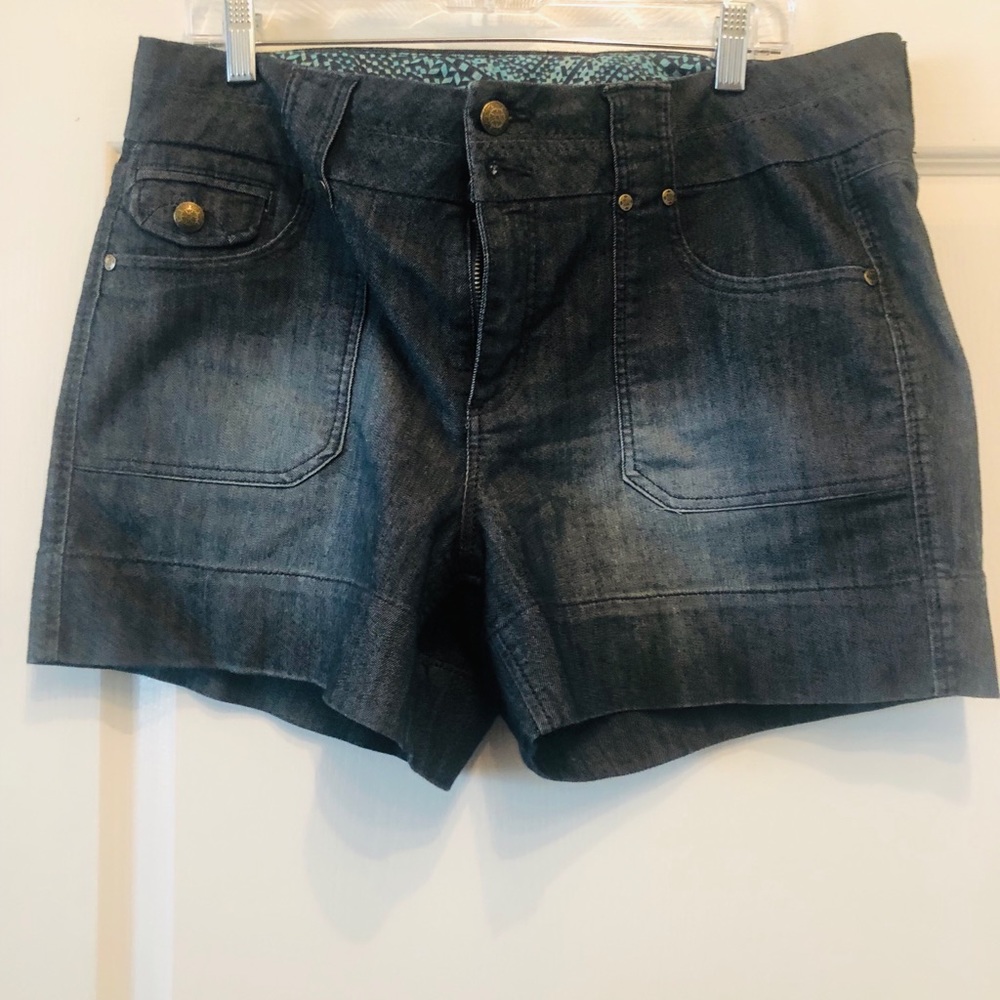 Very nice jean shorts